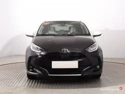 Czarny Używany 2021 Toyota Yaris Hatchback | 72 999 zł (Uczciwa cena)
