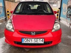 Czerwony Używany 2006 Honda Jazz Hatchback | 4900 zł (Dość drogi)