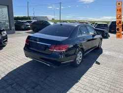Czarny (metalik) Używany 2015 Mercedes E200 Sedan/Limuzyna | 29 900 zł
