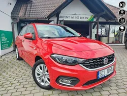 Czerwony Używany 2018 Fiat Tipo Sedan/Limuzyna | 38 900 zł (Dobra cena)