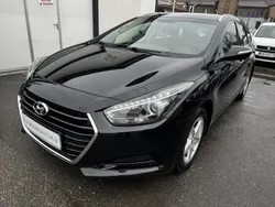 Czarny Używany 2017 Hyundai i40 Kombi | 44 900 zł (Uczciwa cena)