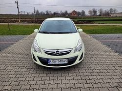 Biały Używany 2011 Opel Corsa Essentia Hatchback | 19 300 zł (Uczciwa cena)