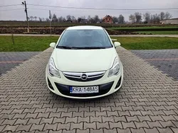 Biały Używany 2011 Opel Corsa Essentia Hatchback | 19 300 zł