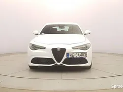 Biały (metalik) Używany 2021 Alfa Romeo Giulia Veloce Sedan/Limuzyna | 144 850 zł (Super Cena)