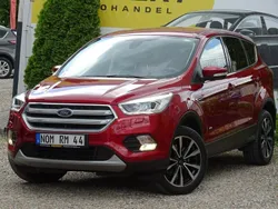 Czerwony (metalik) Używany 2017 Ford Kuga SUV | 69 900 zł (Dość drogi)