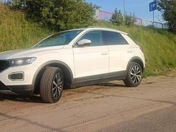 Biały Używany 2020 VW T-Roc SUV | 75 000 zł (Dobra cena)