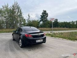 Czarny Używany 2009 Opel Insignia Sedan/Limuzyna | 13 600 zł (Uczciwa cena)