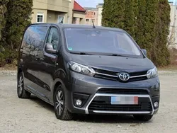Brązowy Używany 2017 Toyota Proace Verso Kombi | 89 800 zł (Dość drogi)