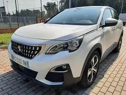 Biały Używany 2018 Peugeot 3008 SUV | 53 900 zł (Dobra cena)