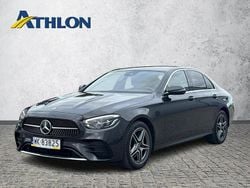 Czarny (metalik) Używany 2022 Mercedes E220 Sedan/Limuzyna | 188 200 zł (Drogi)