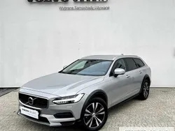 Srebrny Używany 2023 Volvo V90 CC Kombi | 214 900 zł (Dobra cena)