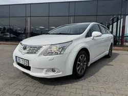 Biały Używany 2011 Toyota Avensis Kombi | 29 900 zł (Uczciwa cena)