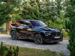 Niebieski ciemny (metalik) Używany 2021 BMW X6 M M Performance SUV | 449 777 zł