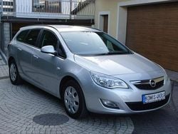 Srebrny Używany 2011 Opel Astra Kombi | 19 900 zł (Uczciwa cena)