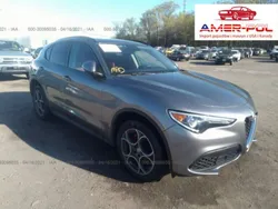 Szary Używany 2018 Alfa Romeo Stelvio SUV | 100 000 zł