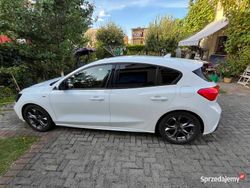 Biały Używany 2019 Ford Focus ST-Line Hatchback | 54 900 zł (Dość drogi)