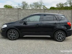 Czarny (metalik) Używany 2016 Suzuki SX4 S-Cross SUV | 46 800 zł (Uczciwa cena)