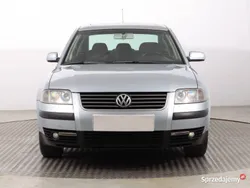 Niebieski Używany 2003 VW Passat Sedan/Limuzyna | 5499 zł (Dobra cena)
