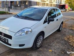 Biały Używany 2012 Fiat Grande Punto Hatchback | 8990 zł (Uczciwa cena)