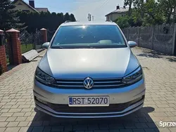 Srebrny Używany 2019 VW Touran Business Minivan | 69 000 zł (Uczciwa cena)