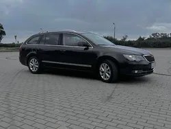 Brązowy Używany 2015 Skoda Superb Kombi | 28 900 zł (Dobra cena)