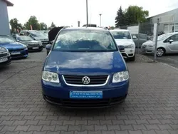Niebieski Używany 2003 VW Touran Minivan | 9300 zł