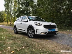 Biały Używany 2016 Kia Niro SUV | 62 999 zł (Uczciwa cena)