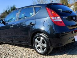 Czarny (metalik) Używany 2011 Hyundai i30 Hatchback | 17 900 zł (Uczciwa cena)