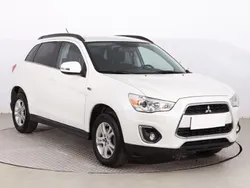 Biały Używany 2015 Mitsubishi ASX SUV | 35 999 zł (Dobra cena)