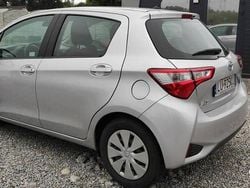 Srebrny Używany 2020 Toyota Yaris Hatchback | 39 000 zł (Super Cena)