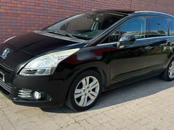 Czarny Używany 2010 Peugeot 5008 Minivan | 22 500 zł
