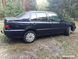 Fioletowy Używany 1995 VW Vento Sedan/Limuzyna | 3600 zł