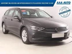 Czarny Używany 2021 VW Passat | 66 499 zł (Dobra cena)