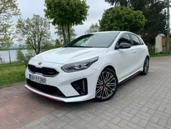 Biały (metalik) Używany 2019 Kia Ceed 2 Sedan/Limuzyna | 92 500 zł