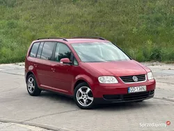Czerwony Używany 2004 VW Touran Minivan | 10 900 zł (Uczciwa cena)