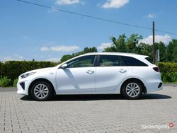 Biały Używany 2019 Kia Ceed Hatchback | 40 900 zł (Uczciwa cena)