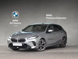 Szary skyscraper metalizowany Używany 2024 BMW 118 Shadowline Hatchback | 179 900 zł