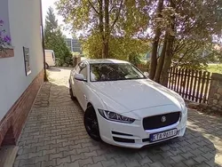 Używany 2016 Jaguar XE Sedan/Limuzyna | 49 000 zł (Dobra cena)