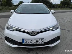 Biały Używany 2017 Toyota Auris Hatchback | 39 900 zł (Uczciwa cena)