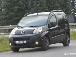 Czarny Używany 2013 Peugeot Bipper Minivan | 18 300 zł