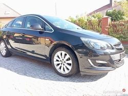 Czarny Używany 2014 Opel Astra Sedan/Limuzyna | 25 950 zł (Dobra cena)