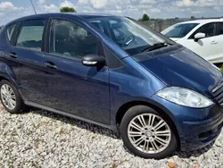 Niebieski Używany 2005 Mercedes A170 Hatchback | 17 900 zł