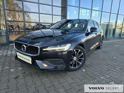 Czarny Używany 2022 Volvo V60 Kombi | 109 900 zł (Dobra cena)
