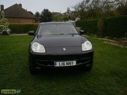 Czarny Używany 2005 Porsche Cayenne SUV | 24 900 zł