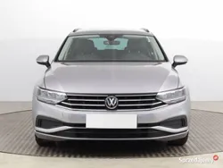Srebrny Używany 2019 VW Passat Kombi | 69 999 zł (Dobra cena)