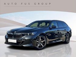 Czarny szafir metalizowany Używany 2025 BMW 520 Comfort Edition Kombi | 329 900 zł