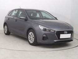 Szary Używany 2017 Hyundai i30 Hatchback | 39 999 zł (Uczciwa cena)