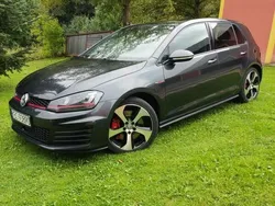 Inny kolor Używany 2017 VW Golf VII GTI Hatchback | 67 500 zł (Uczciwa cena)