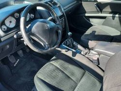 Biały Używany 2009 Peugeot 407 Kombi | 11 500 zł (Dość drogi)