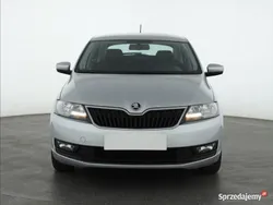 Srebrny Używany 2019 Skoda Rapid Hatchback | 38 999 zł (Uczciwa cena)